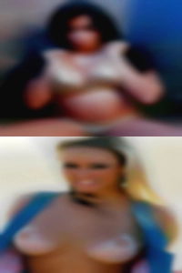 Very Averaage nude guy.